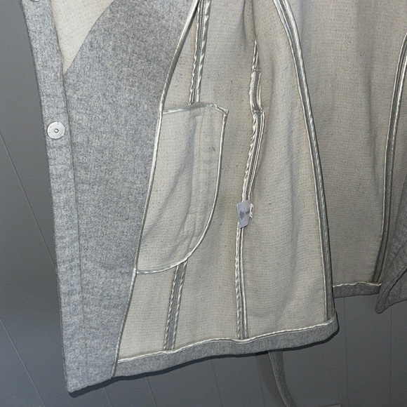 BCBGeneration LONG BELTED JACKET - Picture 7 of 13